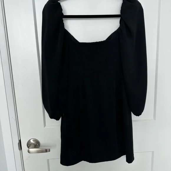 Aritzia Wilfred Black Novella Dress - Size 2 - Picture 9 of 14